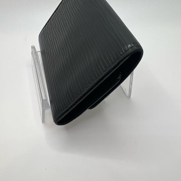 GUC Louis Vuitton Black Epi Key Case - Picture 4 of 6